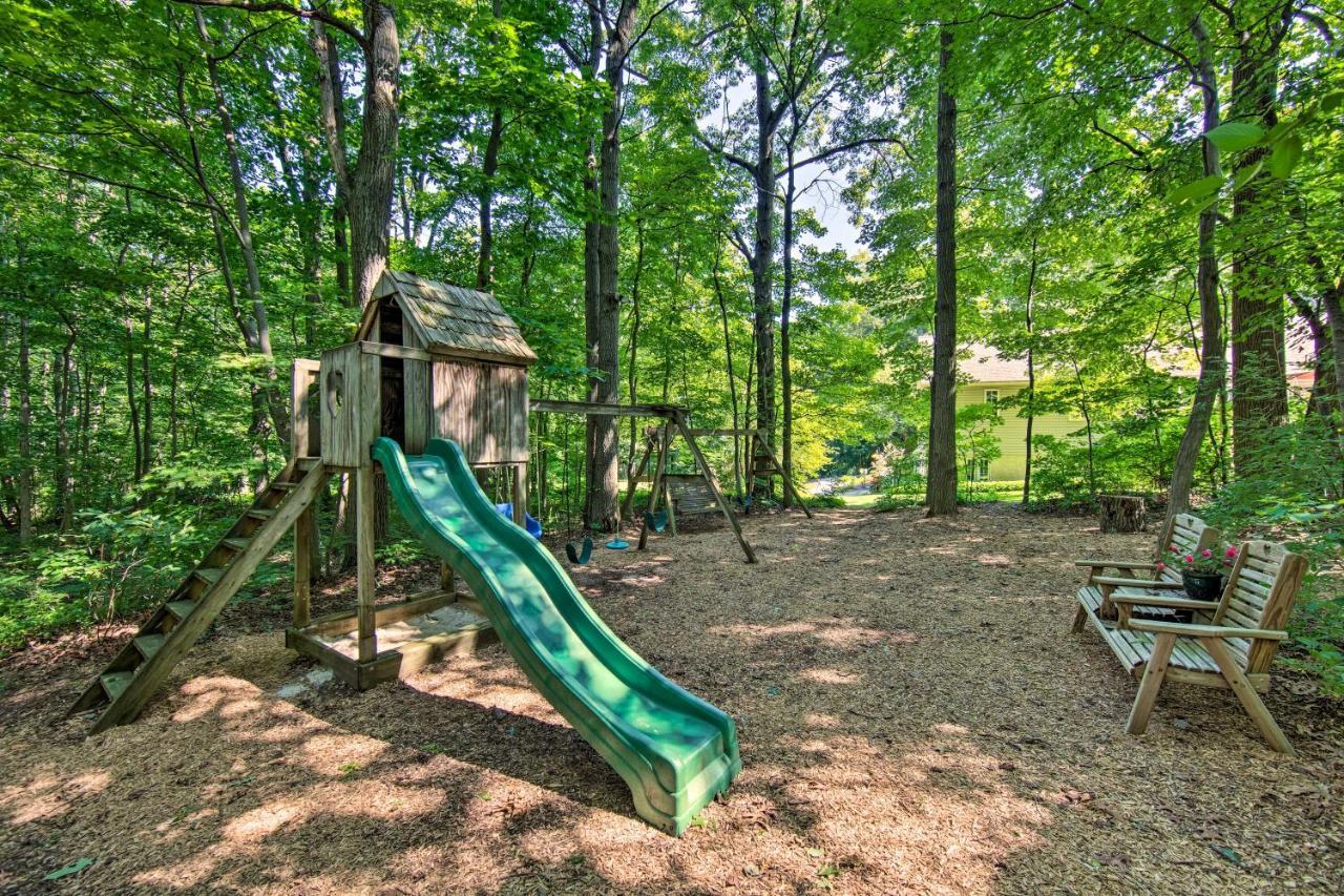 Cozy Garden Room In Welsh Mountain Suites! New Holland Екстер'єр фото