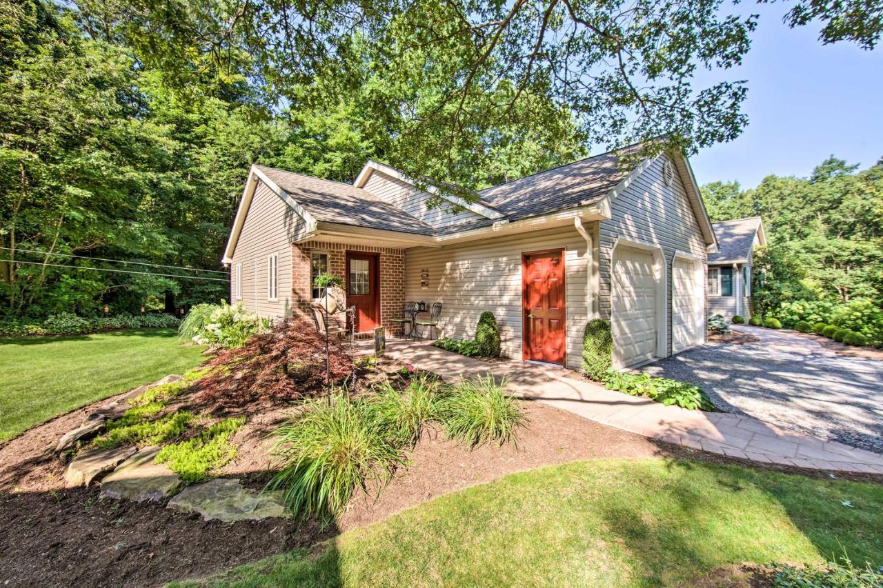 Cozy Garden Room In Welsh Mountain Suites! New Holland Екстер'єр фото