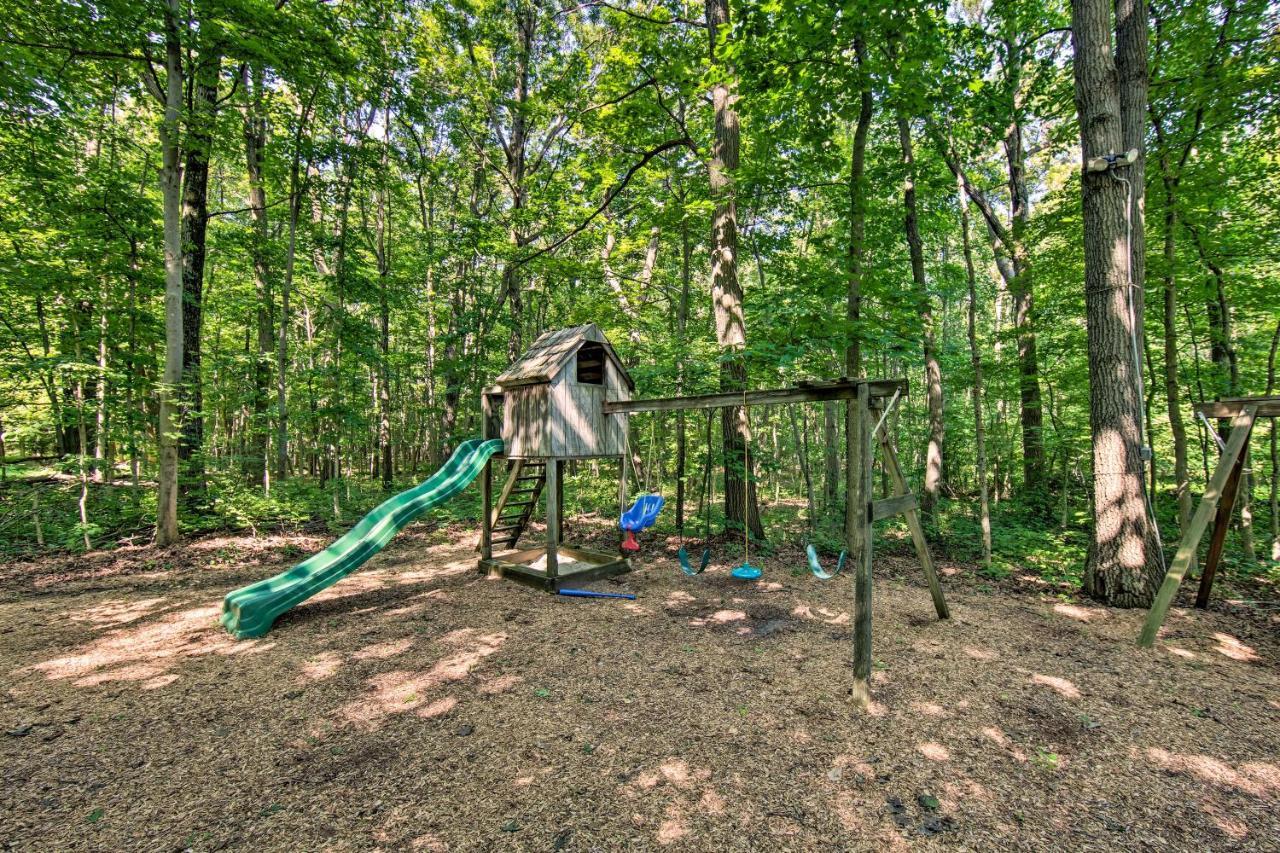Cozy Garden Room In Welsh Mountain Suites! New Holland Екстер'єр фото